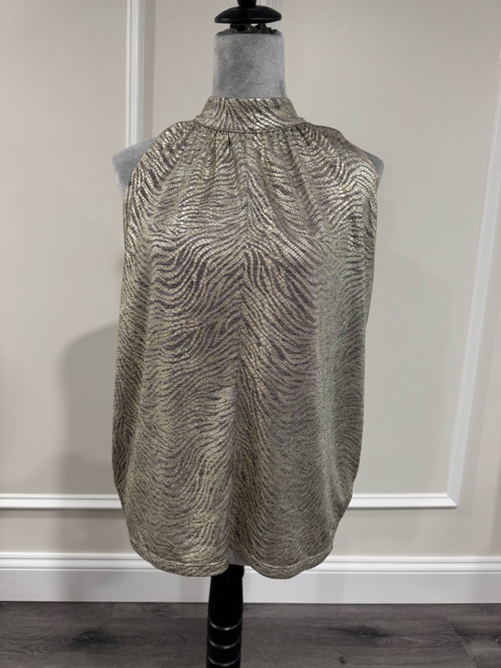 Anthropologie Metallic Silver Zebra Halter Shell